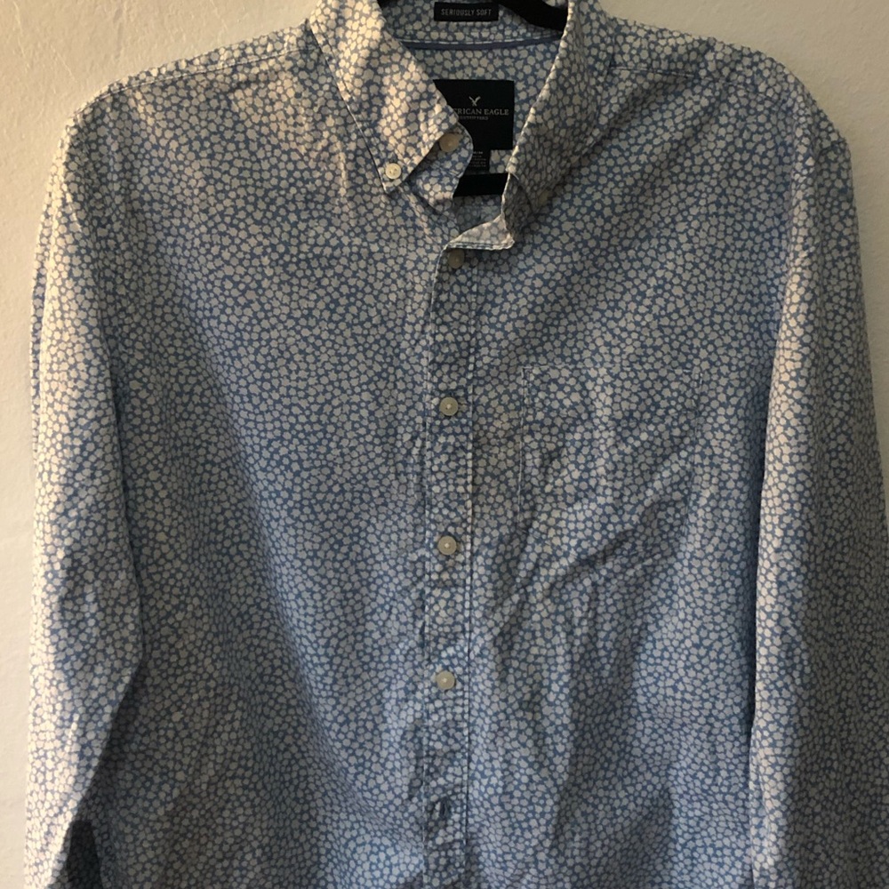 American Eagle Blue Button Shirt - Picture 5 of 10